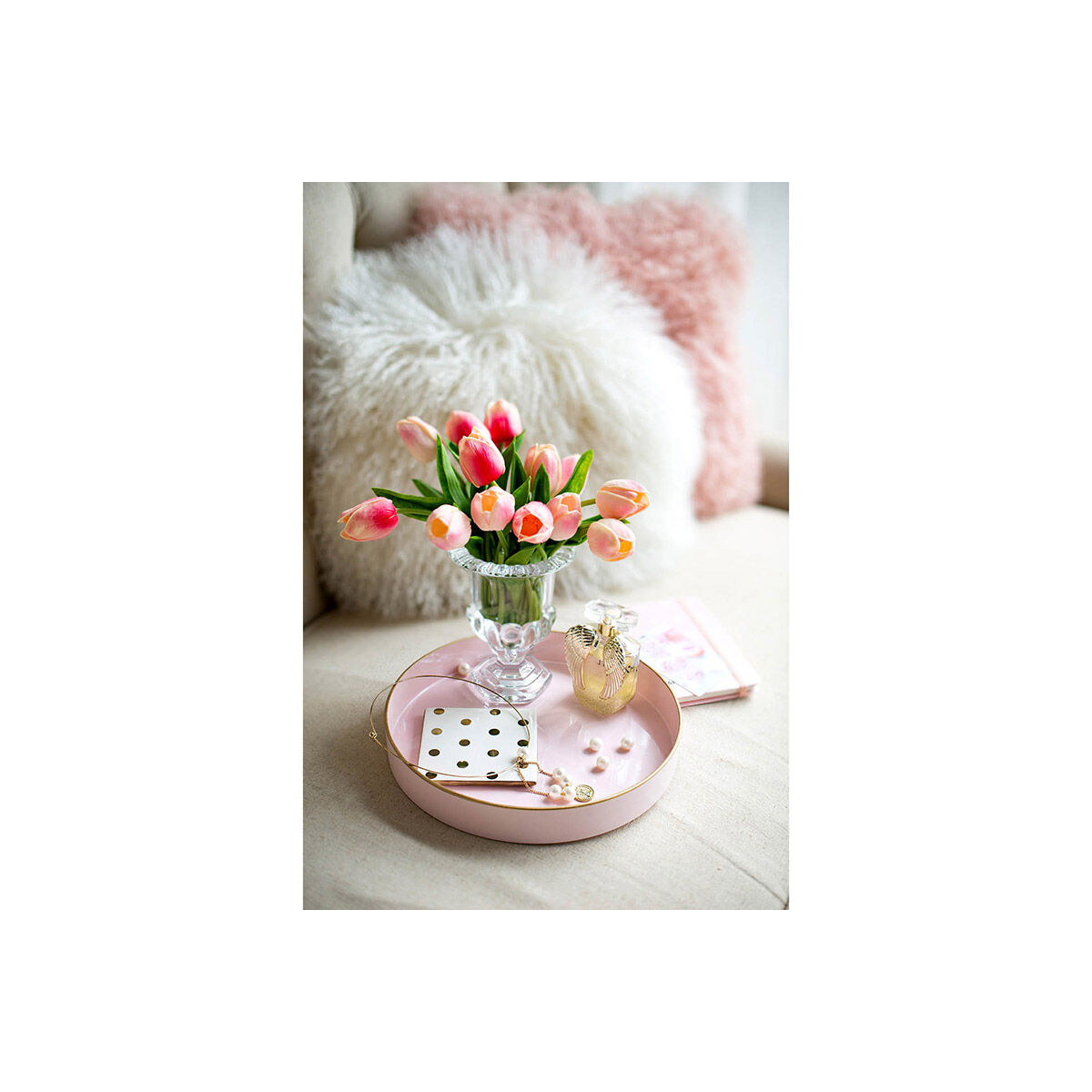 Round Blush Pink/Gold Tray