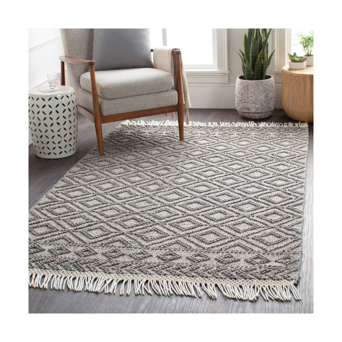 Farmhouse Tassels 120 X 96 inch Black/White Handmade Rug in 8 x 10